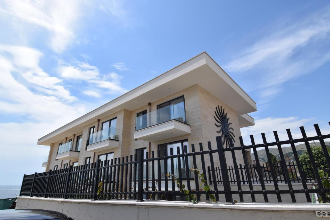 Kokalari Apartments - Luxury Residence Sarandë Exterior foto